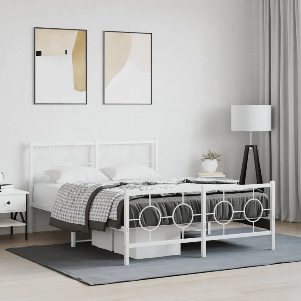 Bedframe met hoofd- en voeteneinde metaal wit 135x190 cm