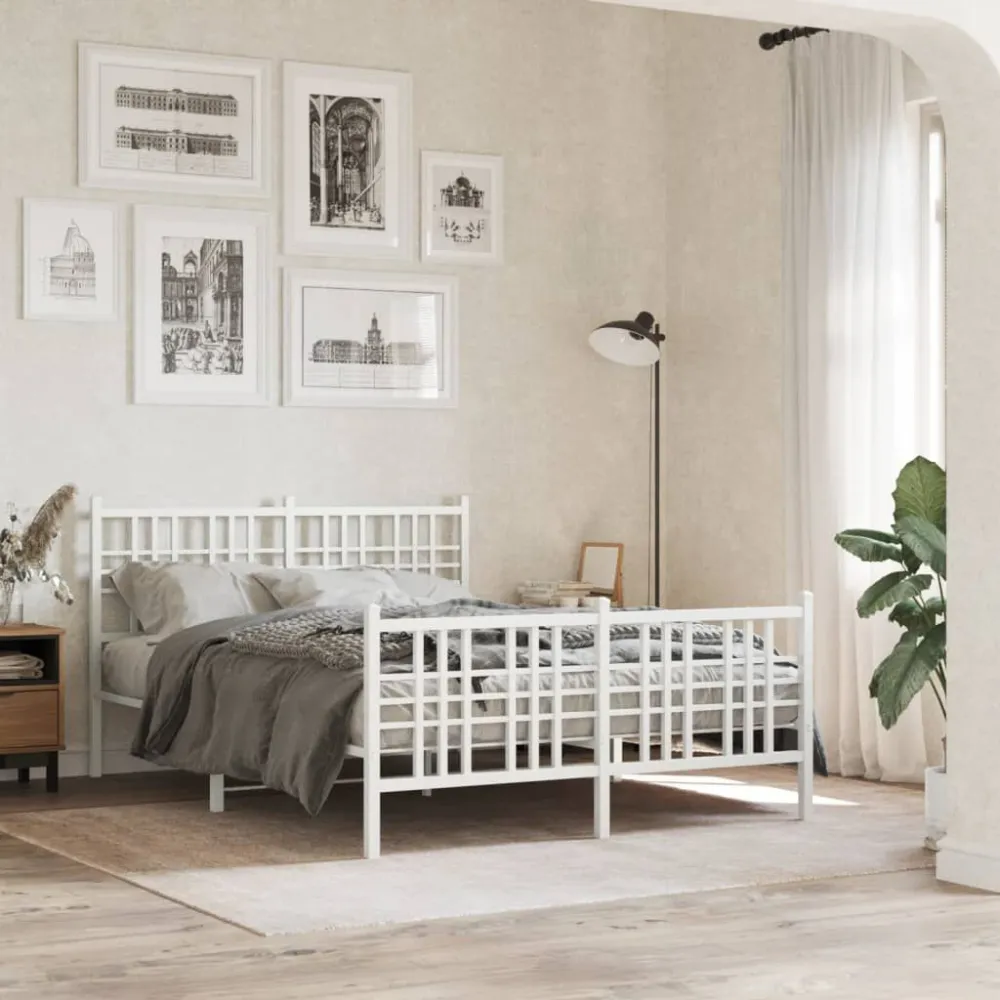 Bedframe met hoofd- en voeteneinde metaal wit 140x200 cm