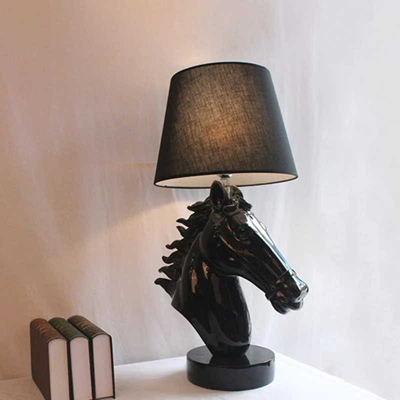 Glanzend Gold/Black Steed Head Night Light Farmhouse Resin 1-Light Bedside Table Lamp Tapered Shade Black
