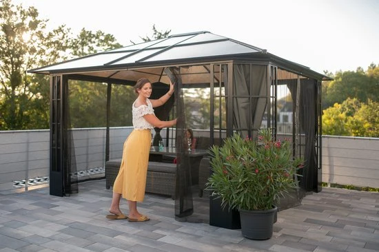 Sojag Aluminium paviljoen Savino - met klamboe - 338x397x280cm Zwart