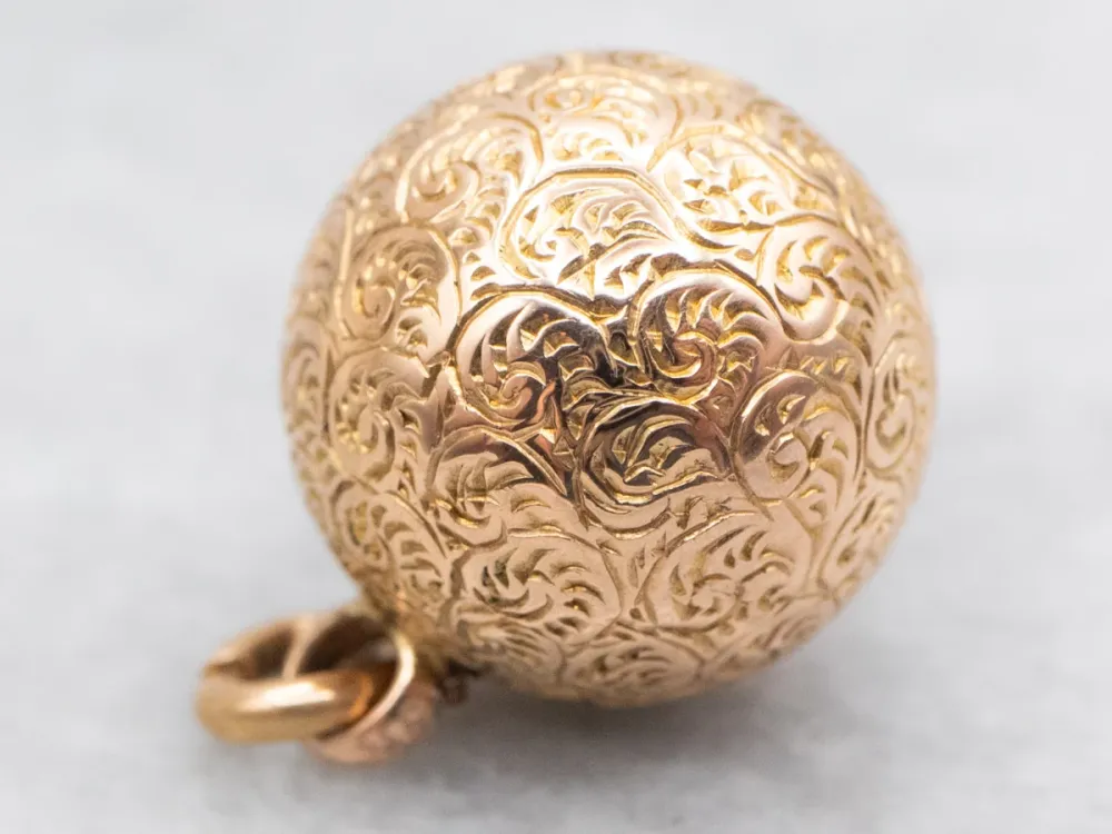 Antique Engraved Goud Ball Fob Pendant