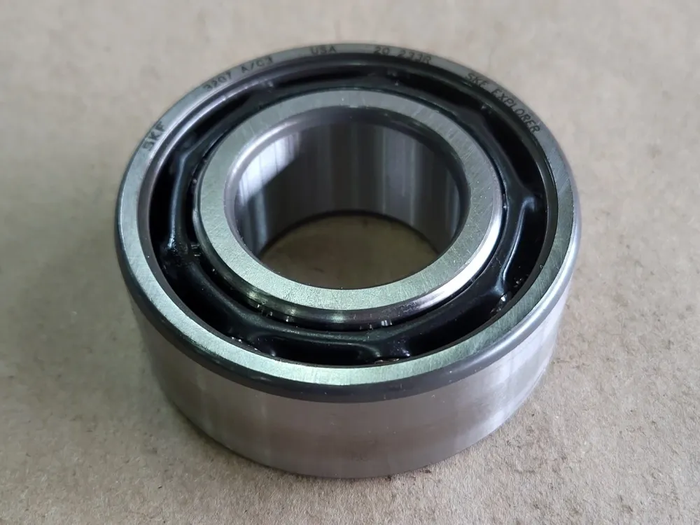Double Row Angular Contact Ball Bearing 3207 /C3
