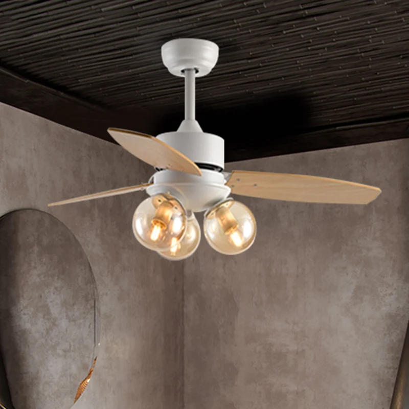3 koppen bal semi-inbouwverlichting industrieel wit/zwart fel glas 3 bladen hangende ventilatorlamp voor restaurant, 42" W