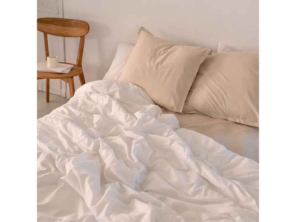 Dekbedovertrek 220x220 cm (Bed 135/140) Essentieel 200 tc