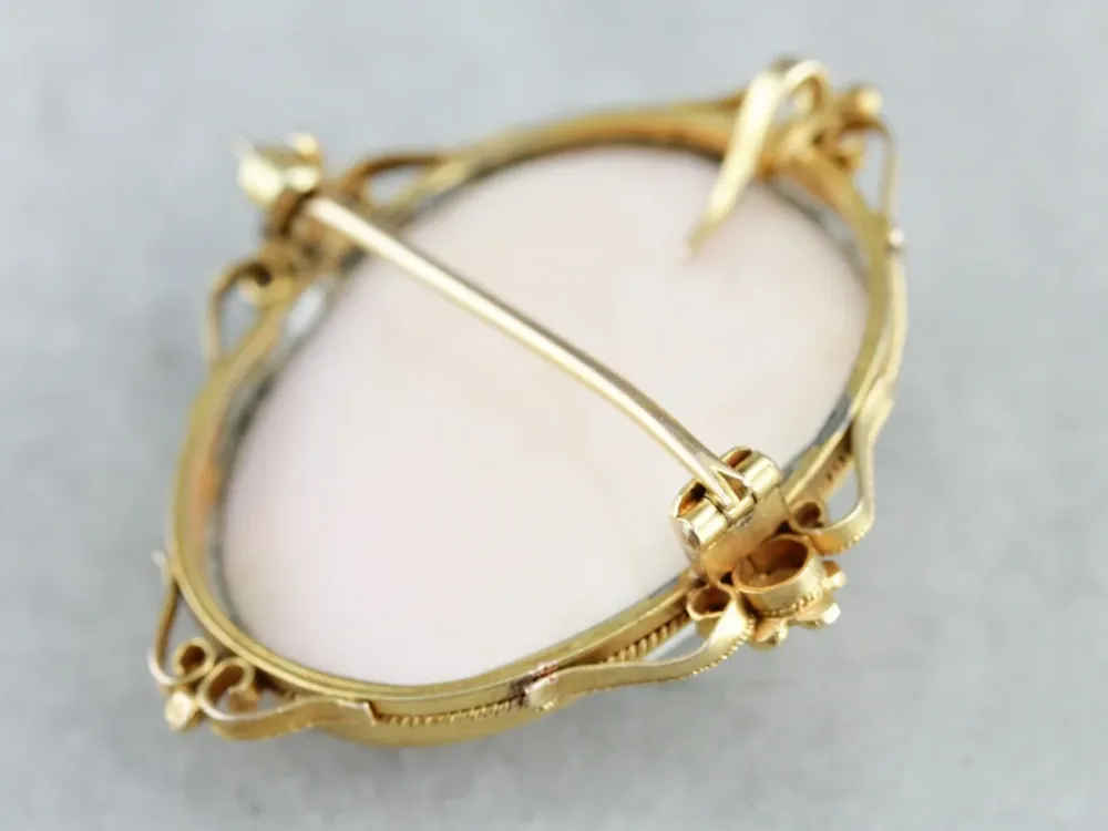 Premium Kwaliteit Antique Fuchsia Cameo Brooch or Pendant