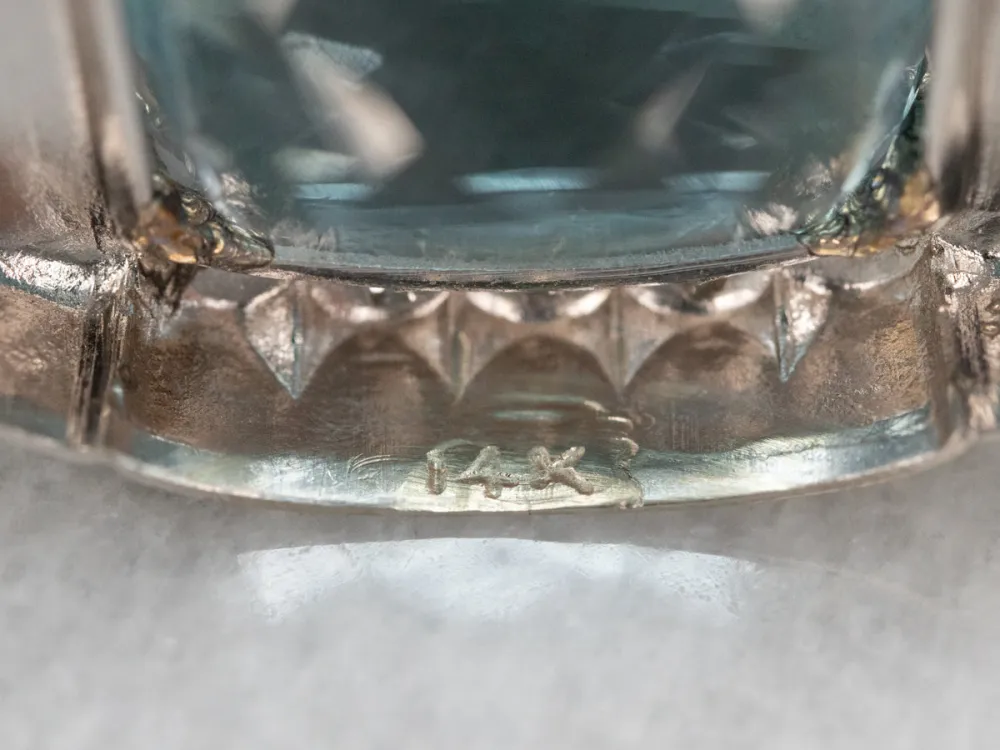 Retro Zeeblauw Topaz and Diamond Pendant Necklace