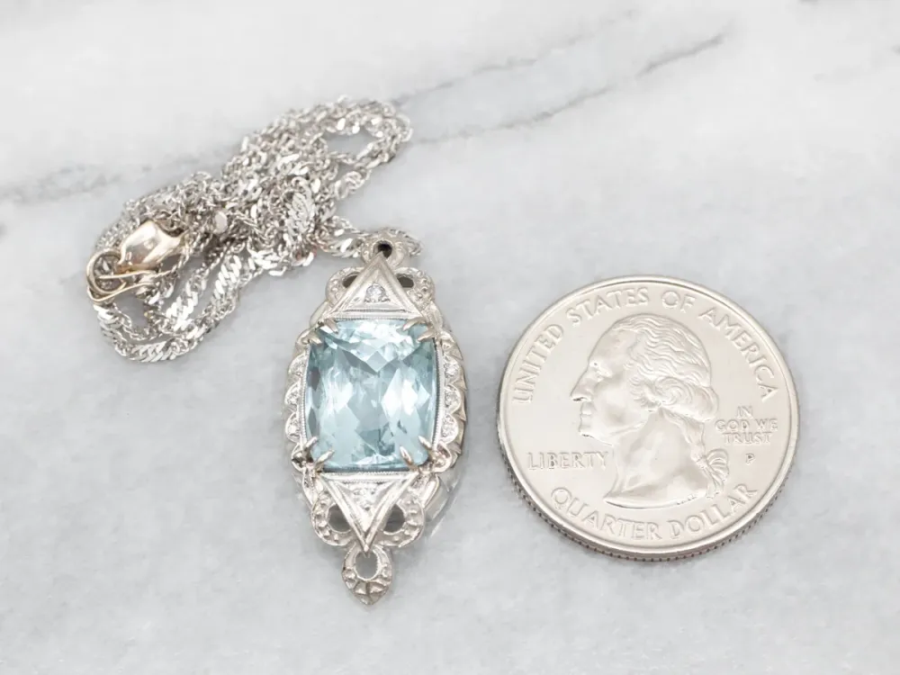 Retro Zeeblauw Topaz and Diamond Pendant Necklace