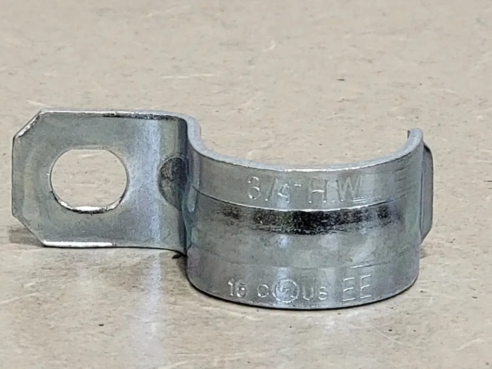 0.75 . One Hole Steel Strak Strap 62002 (Box 49)