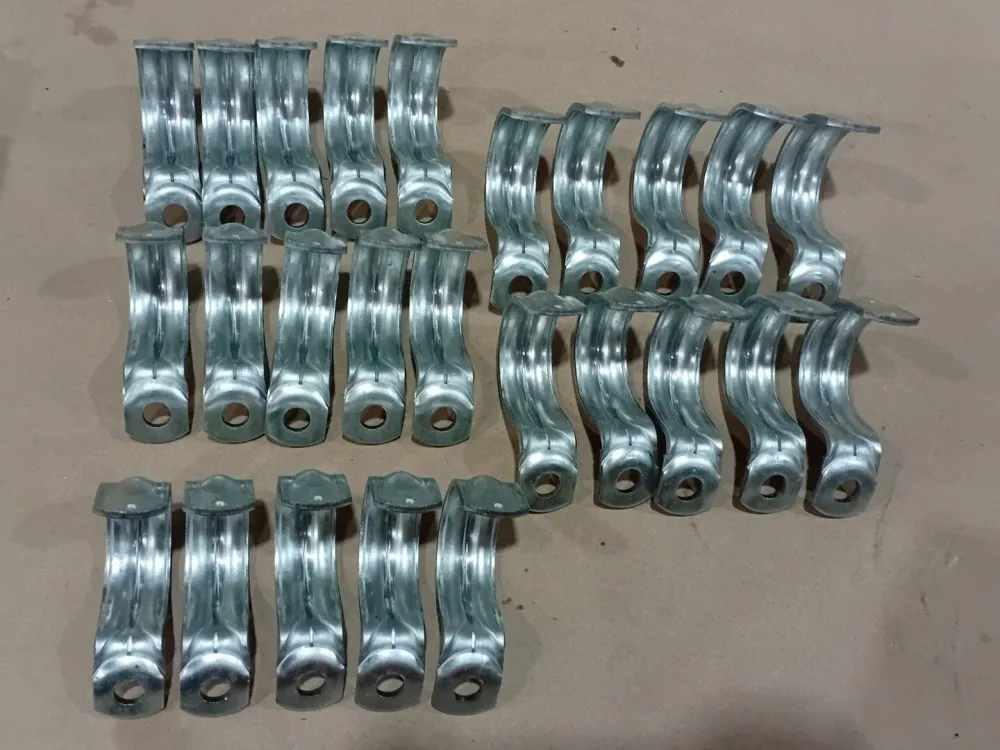 1-1/2" One Hole Strak Straps CI1212 (Box 25)