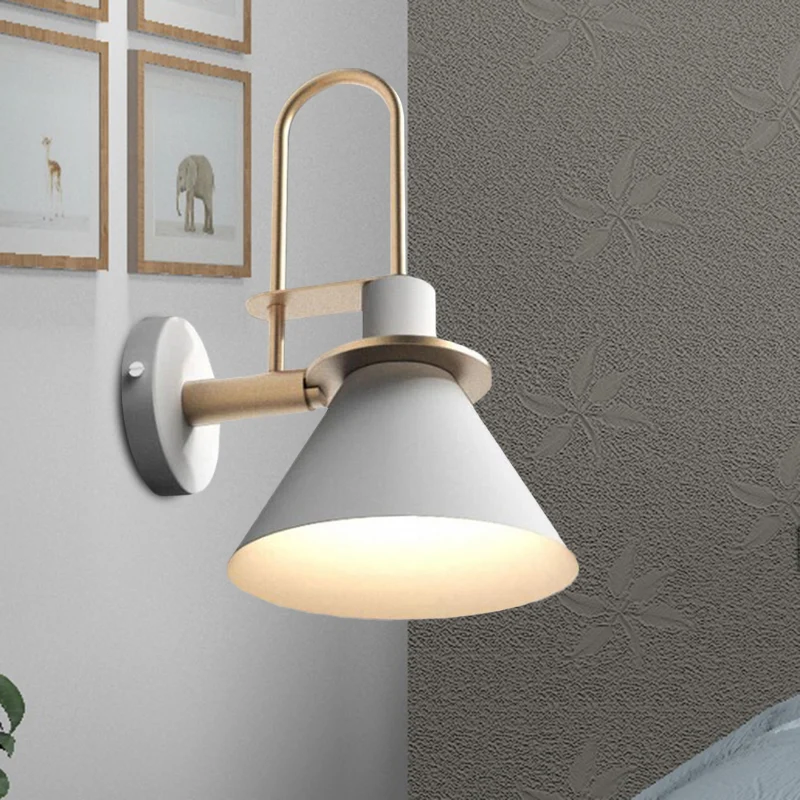 1-Light Sconce Light Fixture Antiqued Cone Metaal Wall Mount White/Black/Green Handle Bedside Black