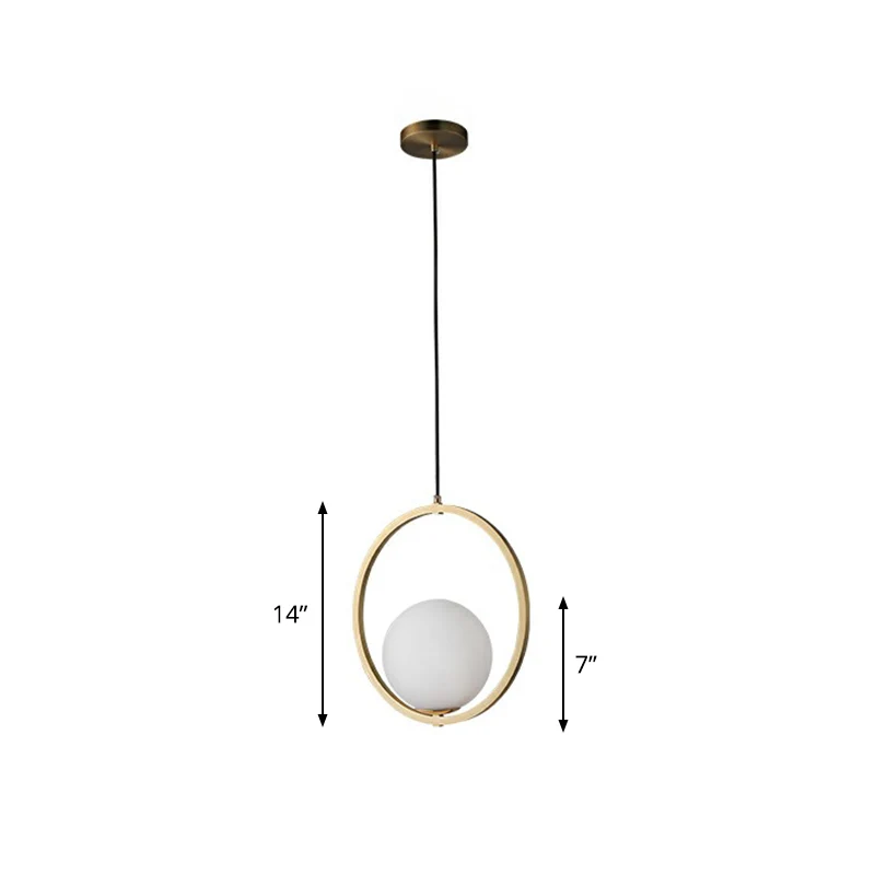 Bal ondoorzichtige glazen plafondophanglamp Eenvoud Enkele messing druppelhanger met metalen ring