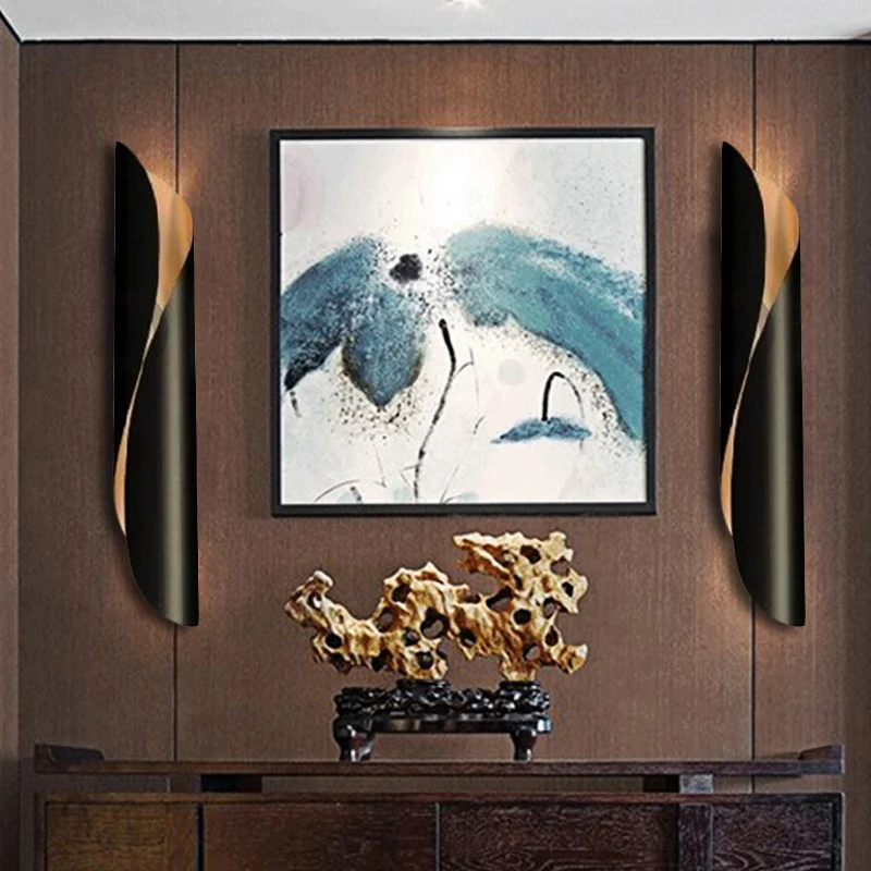 Black/White Rolling Sconce Light Fixture Contemporary 2 Lights Alumnium Up and Down Wall Sconce White