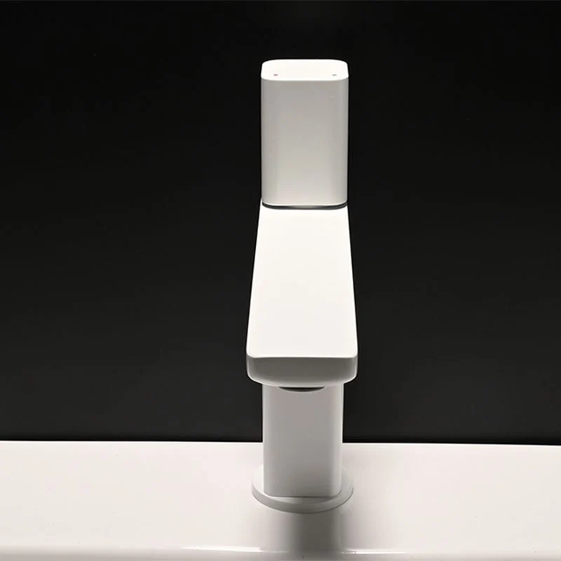 Contemporary Centerset Faucet Lever Handles Solo Hole Brass Square Faucet Chrome