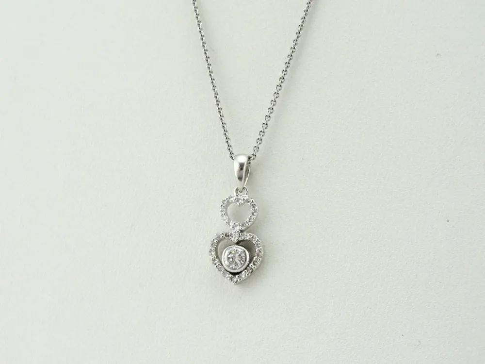 Double Diamond Heart Pendant Bright White Gold, Hedendaags and Contemporary