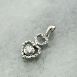 Double Diamond Heart Pendant Stralend White Gold, Modern and Contemporary