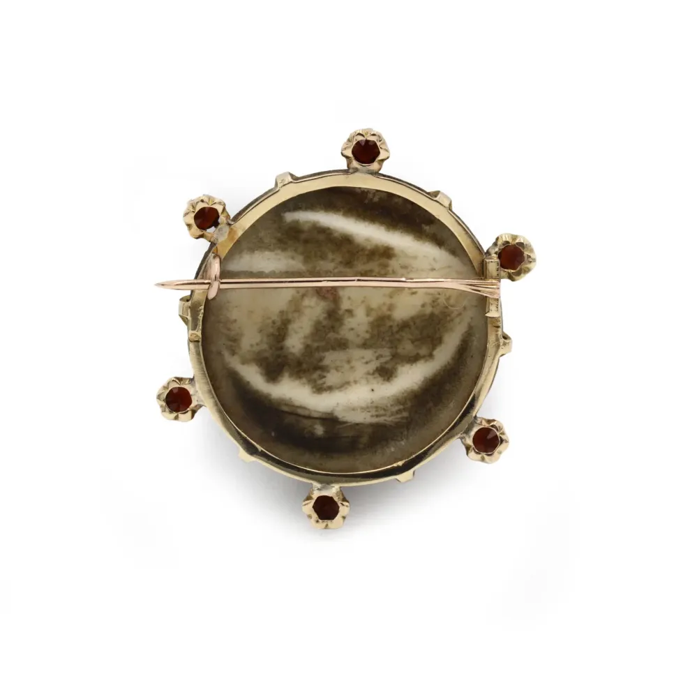 Double Portrait Brooch - Gold, Garnets, cameo Bones
