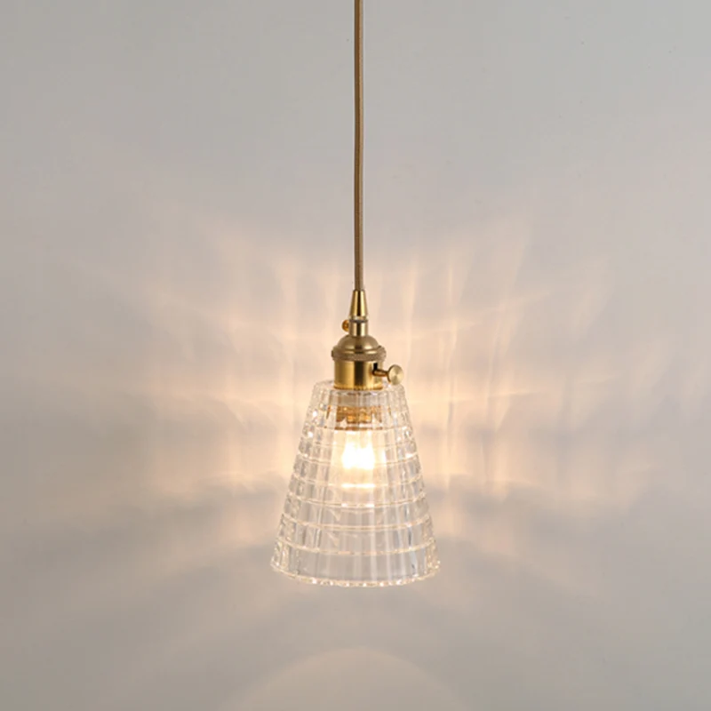 Eenvoud, schaduwrijk hanglicht, 1 lamp, hangend verlichtingsarmatuur van fel getextureerd glas