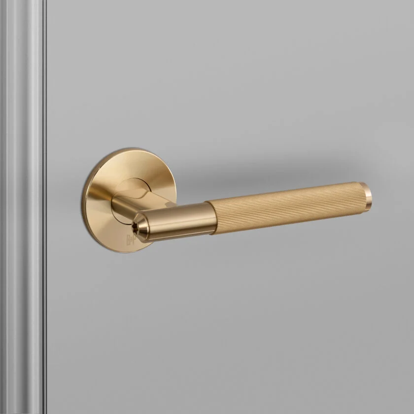 FIXED DOOR HANDLE / SINGLE-SIDED / LINEAR / GEEL KOPER