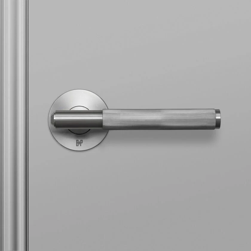FIXED DOOR HANDLE / SINGLE-SIDED / LINEAR / RVS