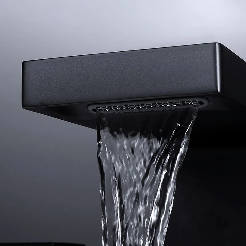 Hedendaags Bathroom Faucet Rod Two-handle Waterfall Bathtub Faucet Chrome