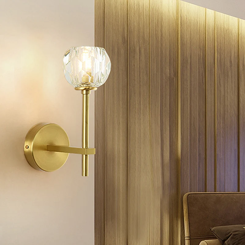 Minimalism 1 Light Wall Mounted Lighting Geel koper Faceted Sconce Light Fixture Crystal Shade Brass