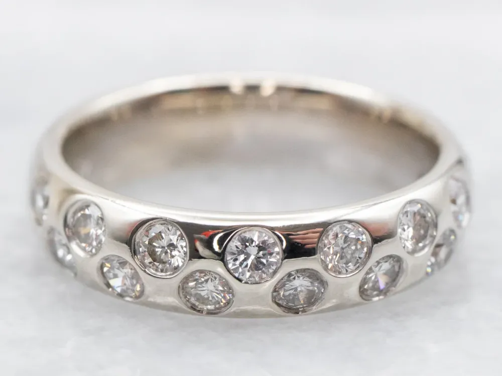 Modern Flush Set Tweemaal Row Diamond Band