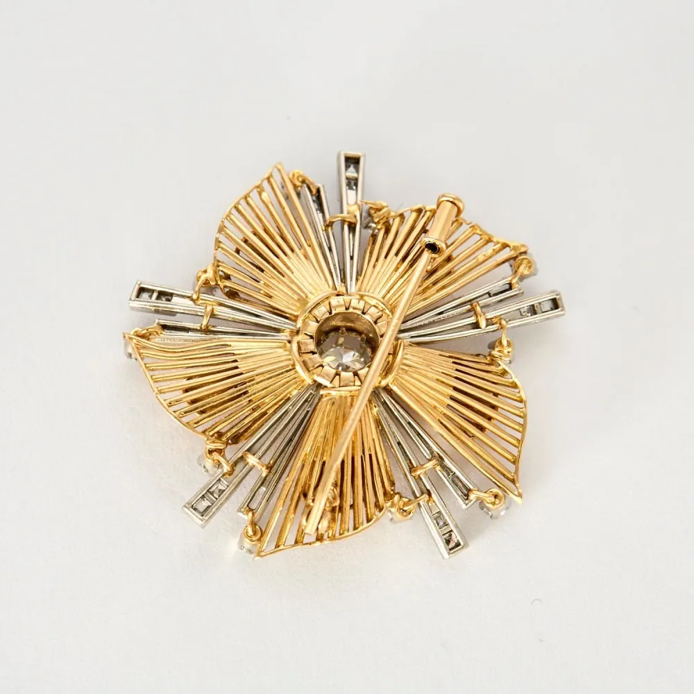 Radiant Two Tone Gouden Diamond Brooch
