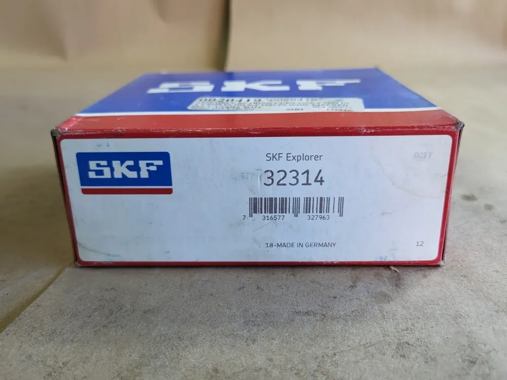 Één Row Tapered Roller Bearing 32314