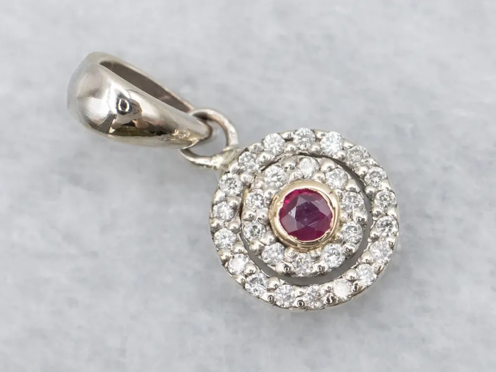 Ruby Diamond Tweemaal Halo Pendant