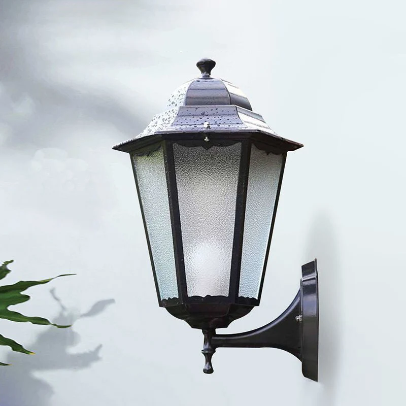 Single-Bulb Wall Sconce Vintage Aluminium Lantern Wall Mounted Lighting Garden Black