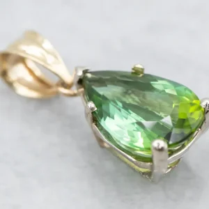 Two Tone Gold Appelgroen Tourmaline Solitaire Pendant