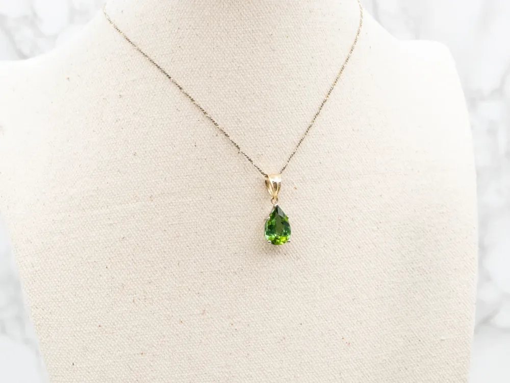 Two Tone Gouden Green Tourmaline Solitaire Pendant