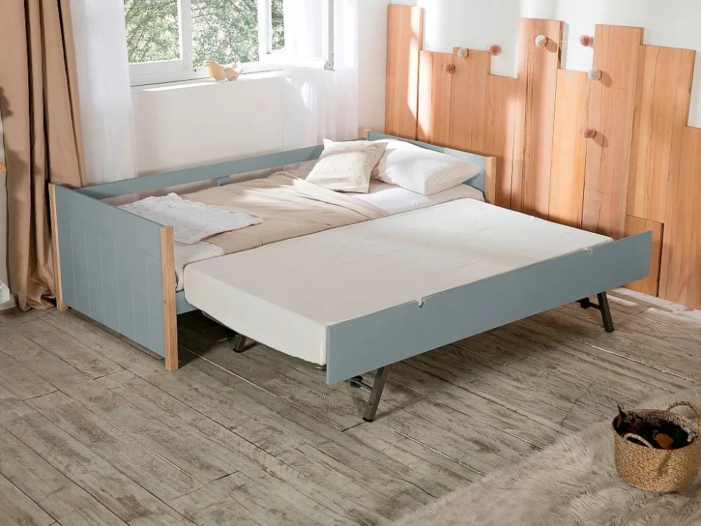 Uitschuifbed 2 x 90 x 190 cm MDF, den en metaal groen en houtlook + Matras - MAREKI