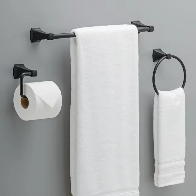 Delta 3-Piece Flynn Matte Zwart Decorative Bathroom Hardware Set Towel Bar,Toilet Paper Holder and Towel Ring