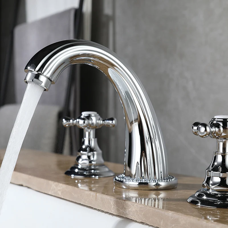 Glam Centerset Faucet Geel koper 2 Knob Handles 3 Holes Low Arc Bathroom Sink Faucet Chrome