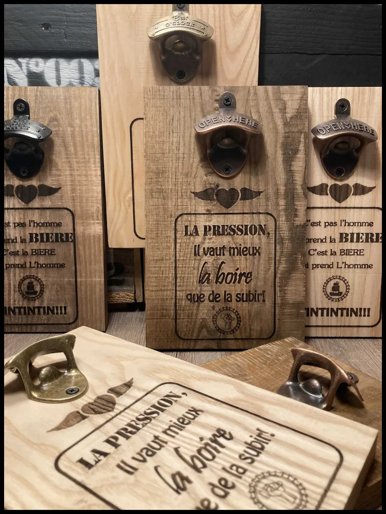 Aanpasbare handmatige flesopener van massief essenhout Atelier Xavier Leen