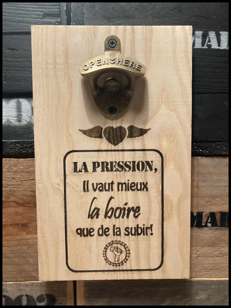 Aanpasbare handmatige flesopener van massief essenhout Atelier Xavier Leen
