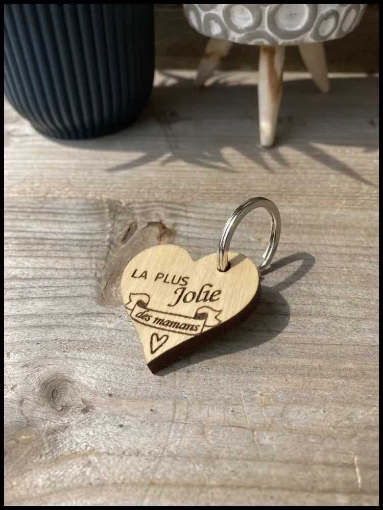 Charmante massief houten sleutelhanger: charmante hartjes, voor mama! Atelier Xavier Leen