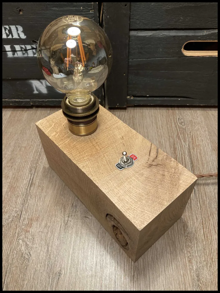 Industriële edisonlamp massief eikenhout met hendelschakelaar Atelier Xavier Leen