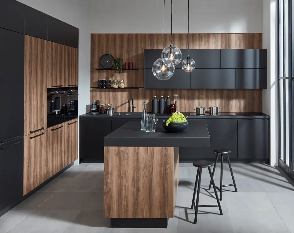 Voorbeeld keuken hout