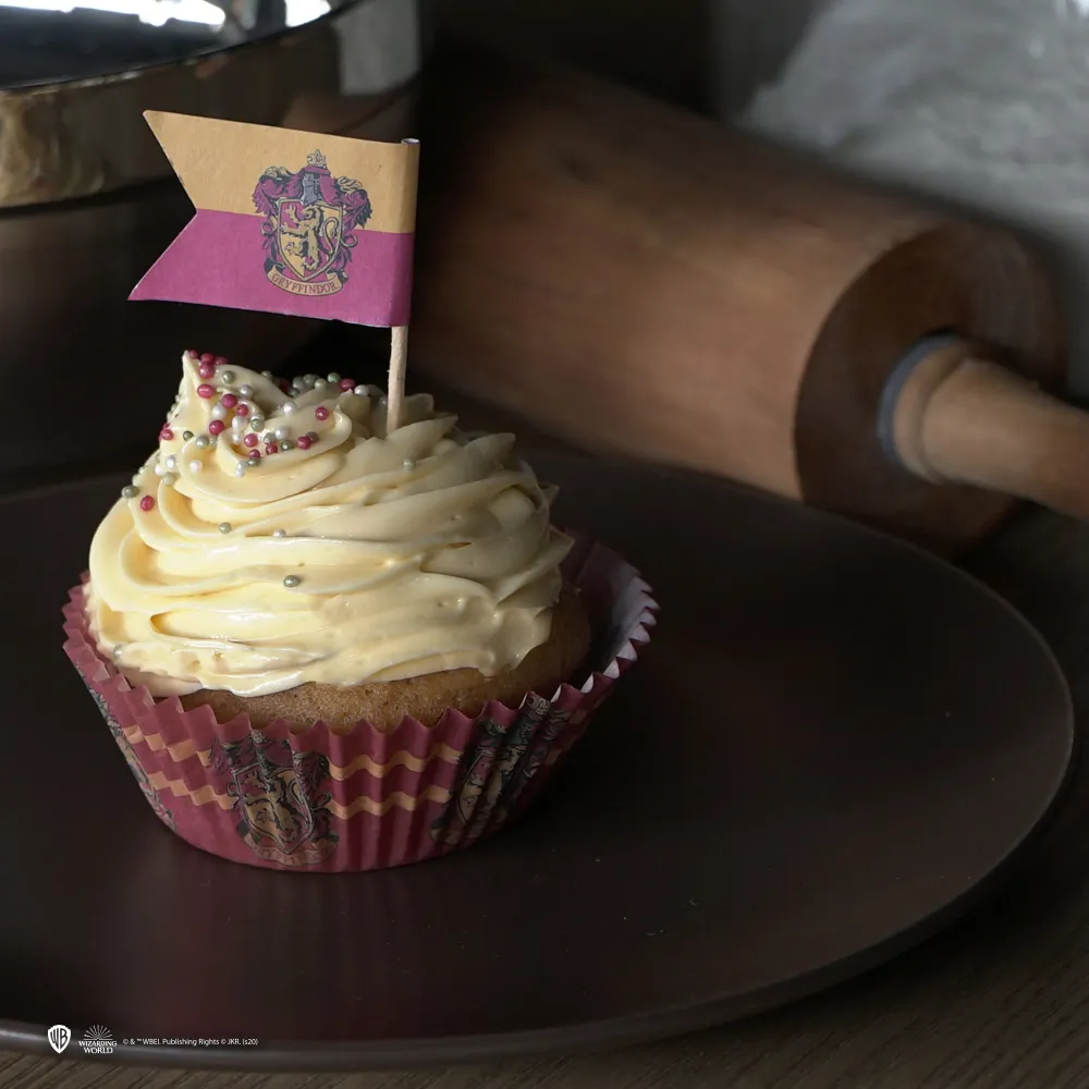 Sierlijke kandelaar *Set 96 Hogwarts Houses Cupcake Baking Cups & Flag Picks