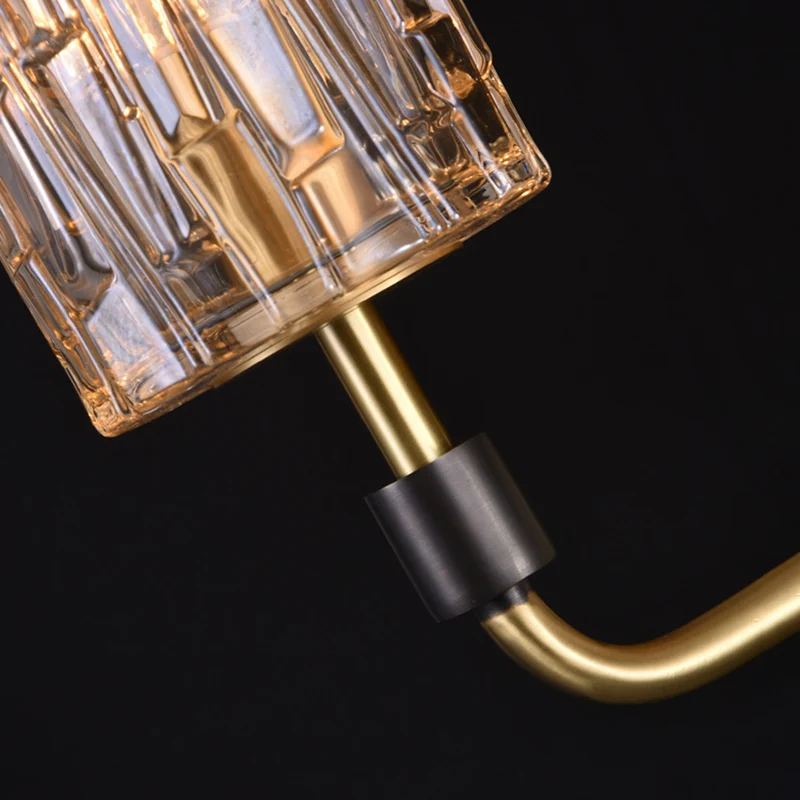 1/2-Head Bedside Wall Sconce Contemporary Style Messing Wall Lighting Cylinder Clear Crystal Shade Brass