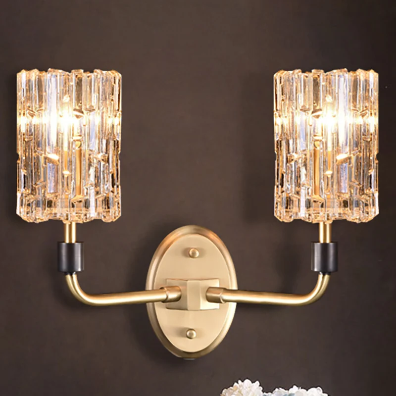 1/2-Head Bedside Wall Sconce Contemporary Style Messing Wall Lighting Cylinder Clear Crystal Shade Brass