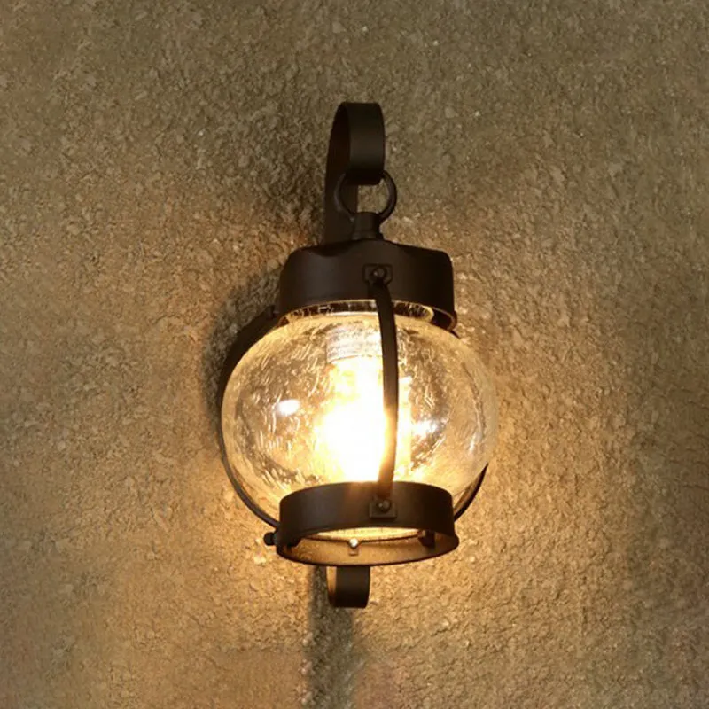 Cylinder/Lantern Seeded Glass Wall Hanging Light Traditional Single Bulb Outdoor Sconce Lamp Helder Clear