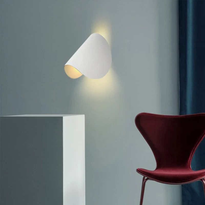Eenvoudig LED Wall Lamp Sconce Folded Wall Mount Light Fixture Metal Shade Living Room White