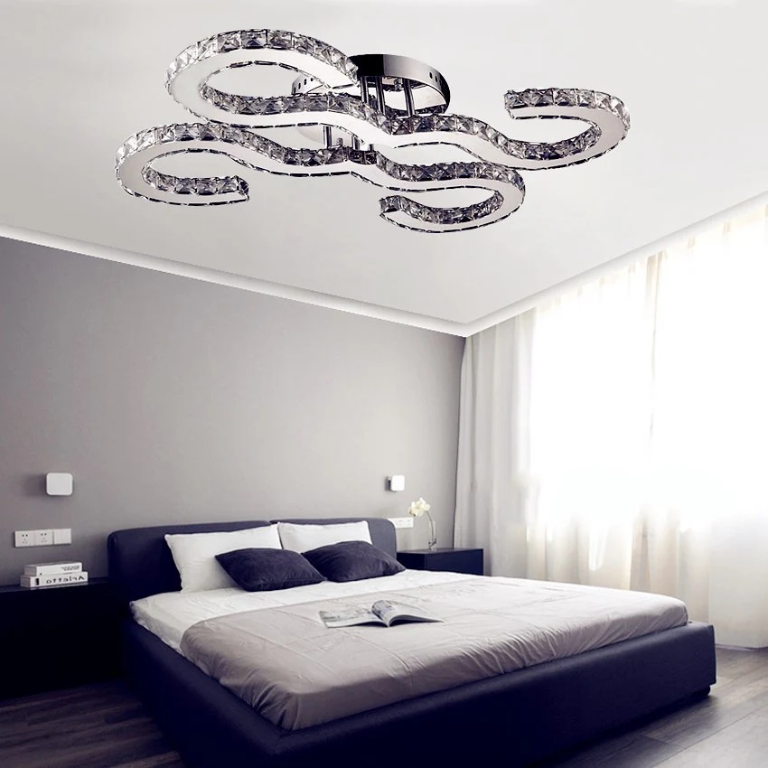 Eigentijdse gebogen plafondlamp kristal en metaal warm/wit/3 kleuren verlichting schanslicht chroom voor slaapkamer