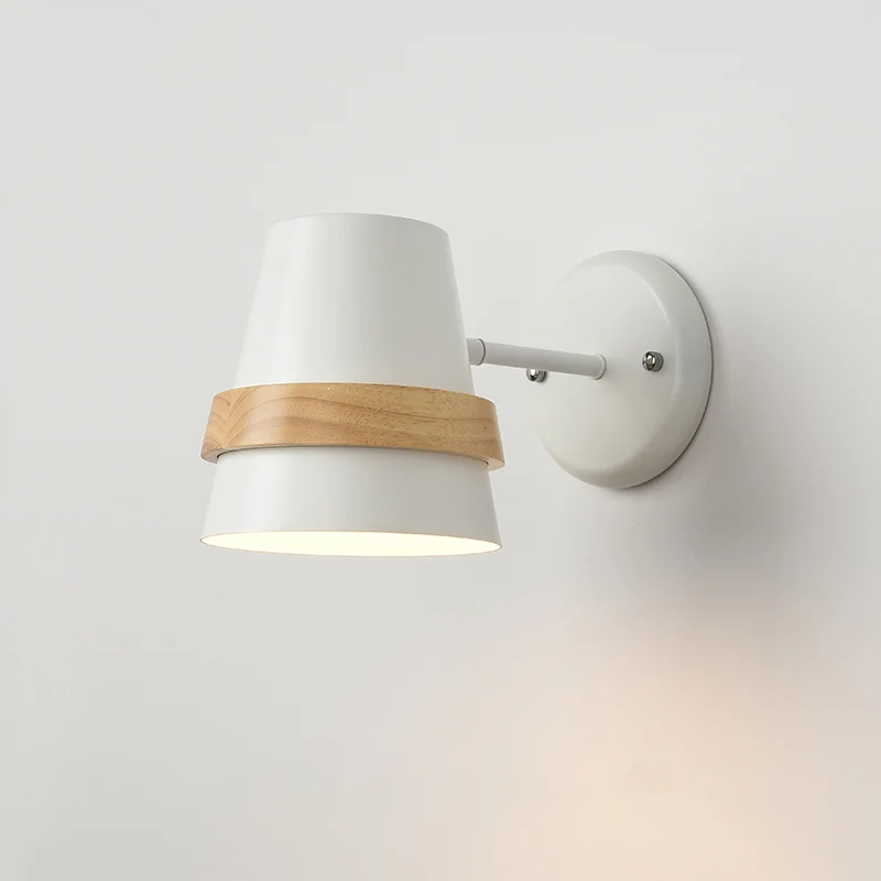 Flexibel Horn Shaped Wall Light Minimalist Metal 1-Light Bedside Wall Lighting Wood Ring Decor Black
