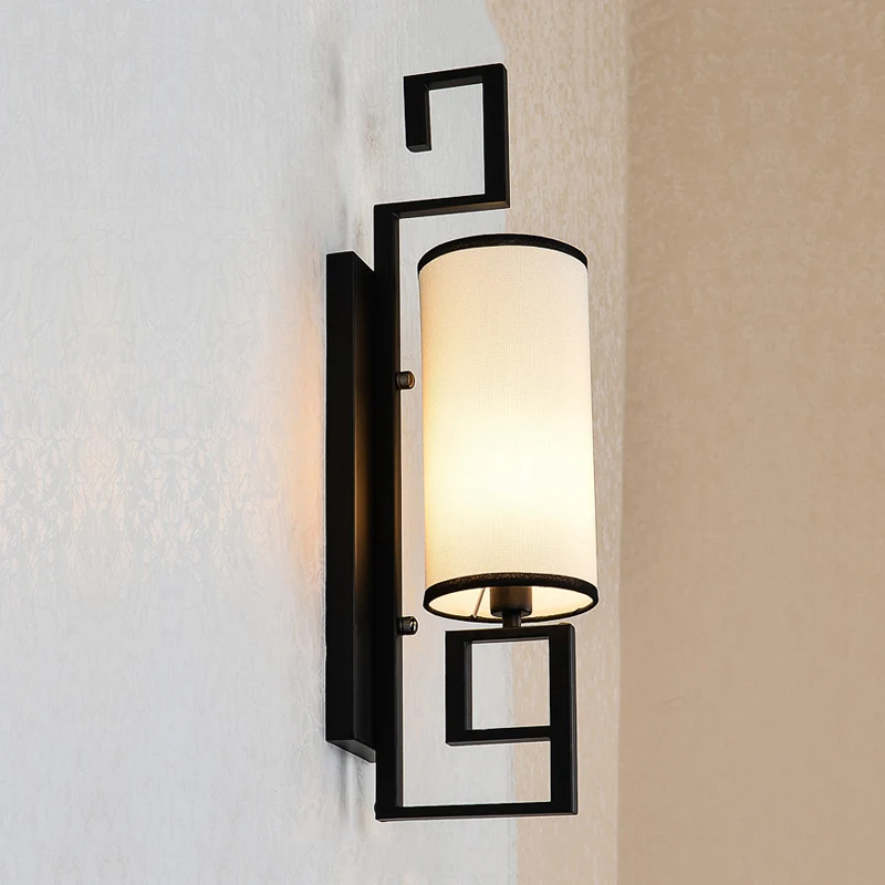 1 Light Sconce Light Fixture Gevestigd Cylinder Metal Wall Mount Lighting Black/Gold Fabric Shade Black