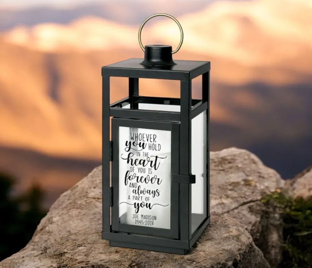 Whoever You Hold Your Heart Zwart Lantern LED Candle