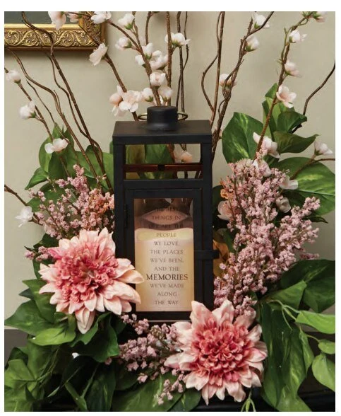 Whoever You Hold Your Heart Zwart Lantern LED Candle